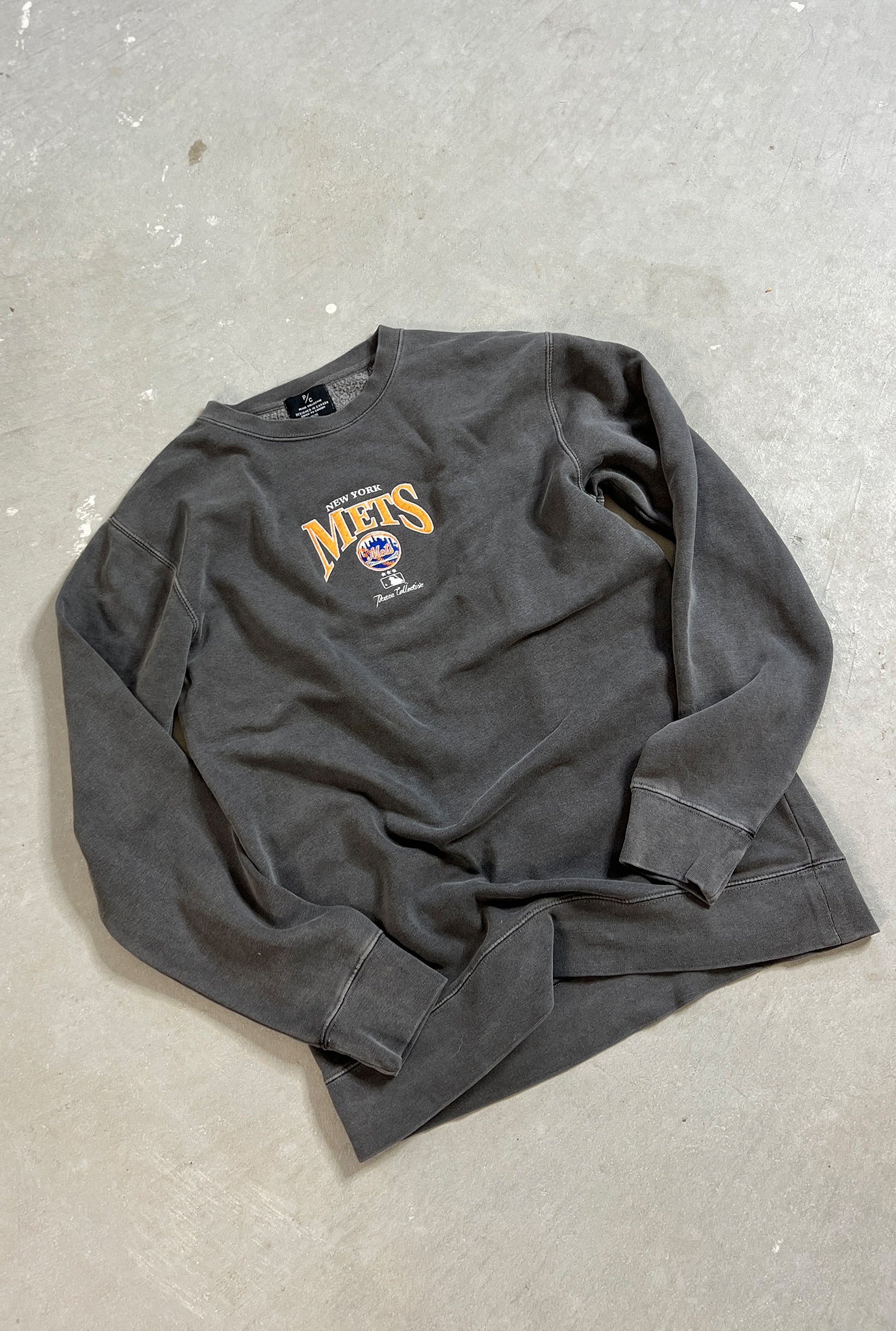 New York Mets Vintage Embroidered Crewneck - Black - Image 4