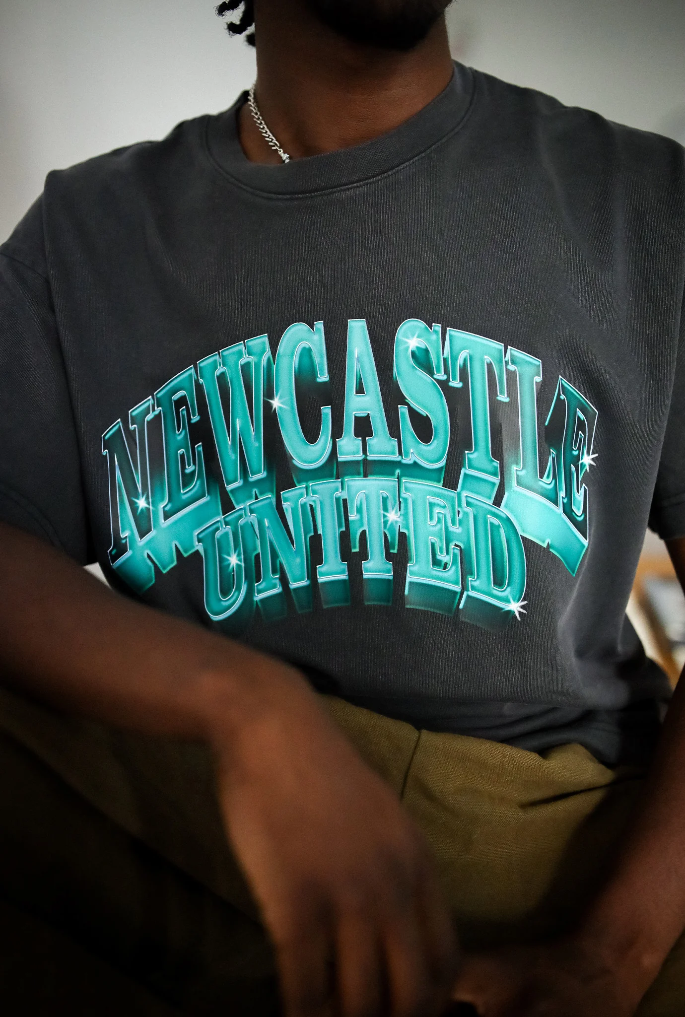 Newcastle United Graffiti Heavyweight Garment Dyed T-Shirt - Black - Image 4