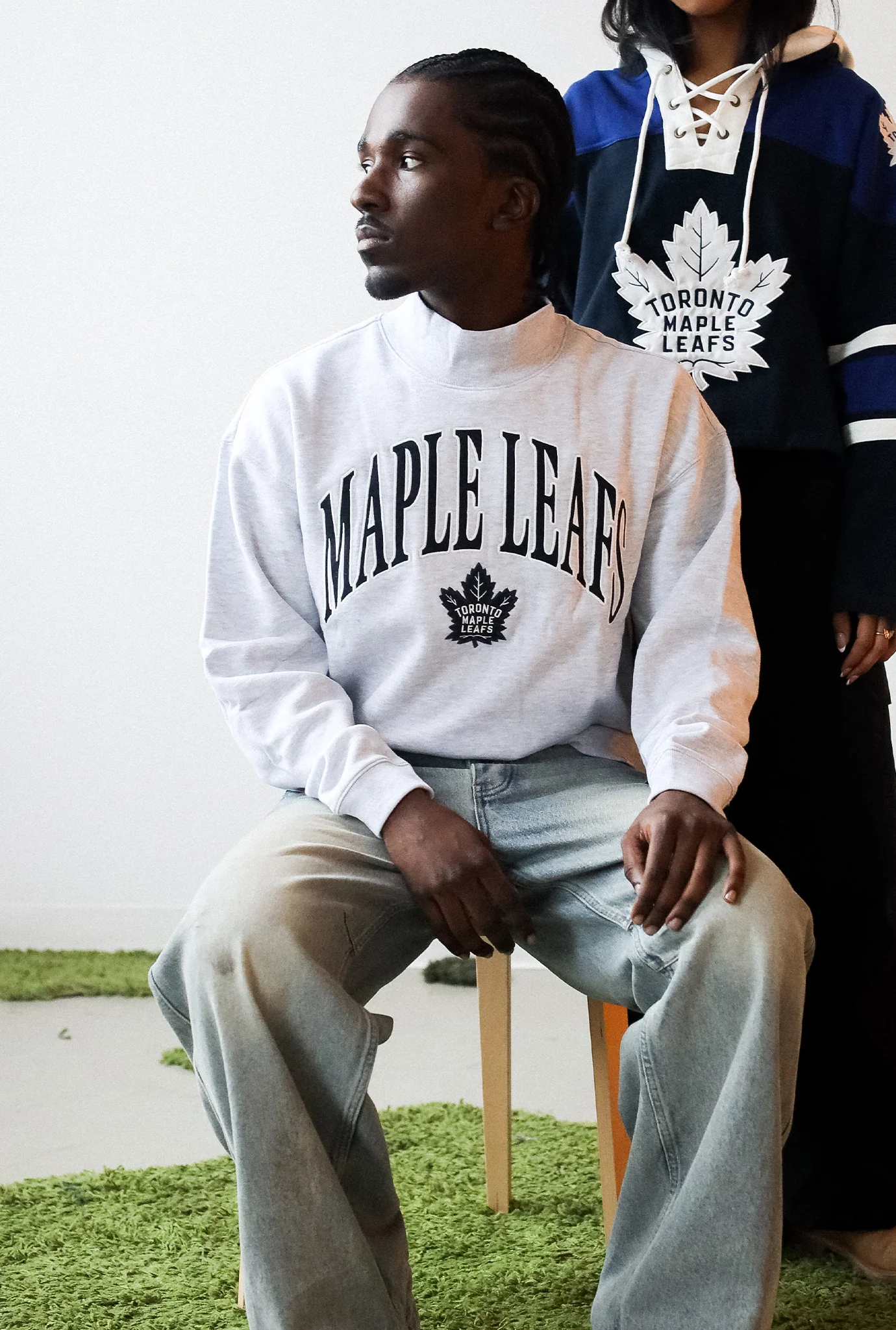 Toronto Maple Leafs Vantage Mockneck - Grey