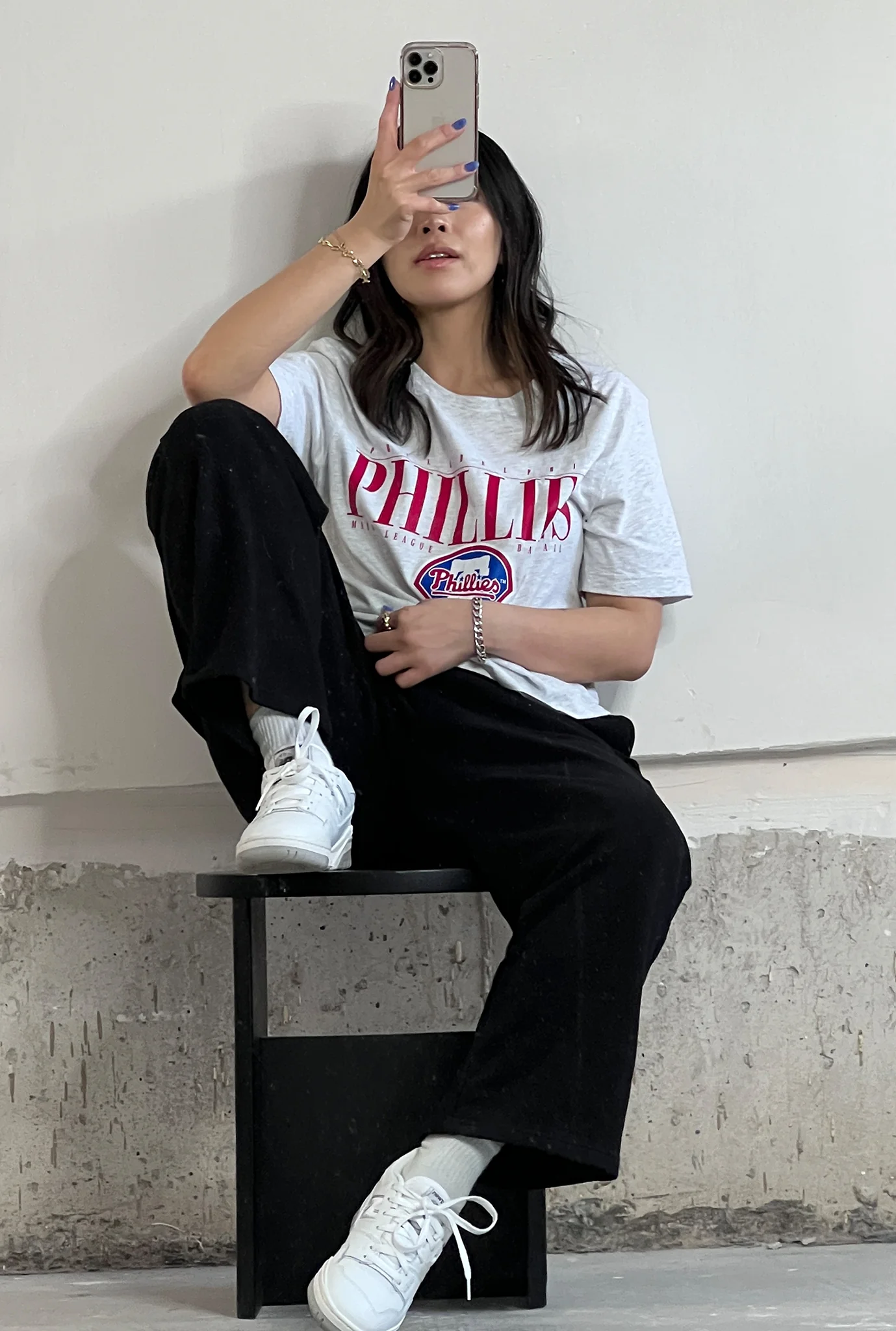 Philadelphia Phillies Garment Dyed Cropped T-Shirt - Ash - Image 3