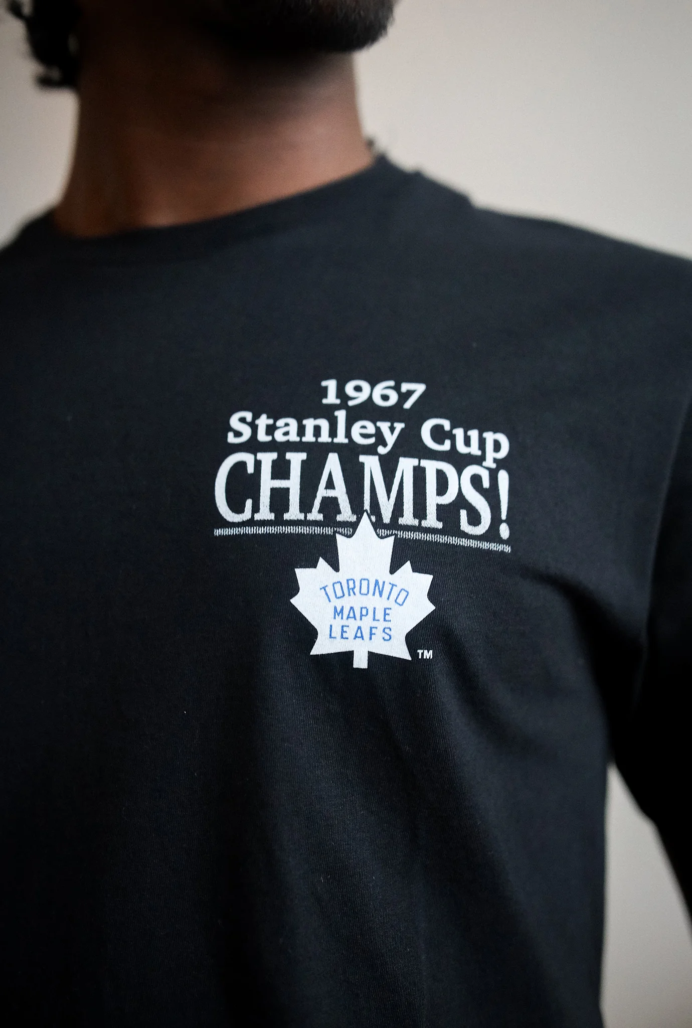 Toronto Maple Leafs Front Page T-Shirt - Black - Image 2