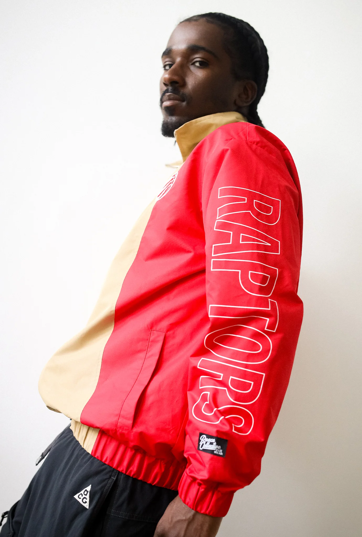 Toronto Raptors Colour Block Windbreaker Jacket - Ivory / Red - Image 6